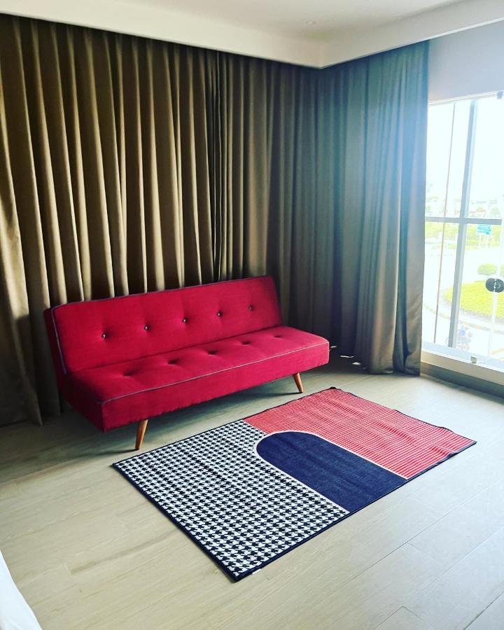 Presidency Airport Hotel Kochi Extérieur photo
