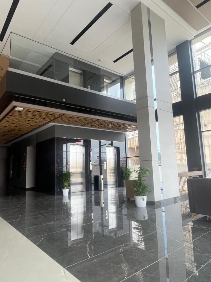 Presidency Airport Hotel Kochi Extérieur photo
